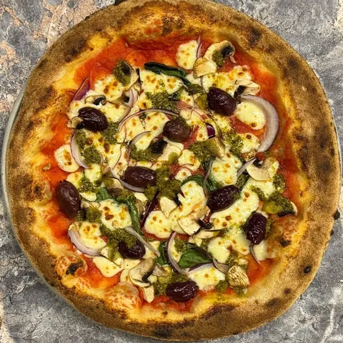 Kanali pizza from above